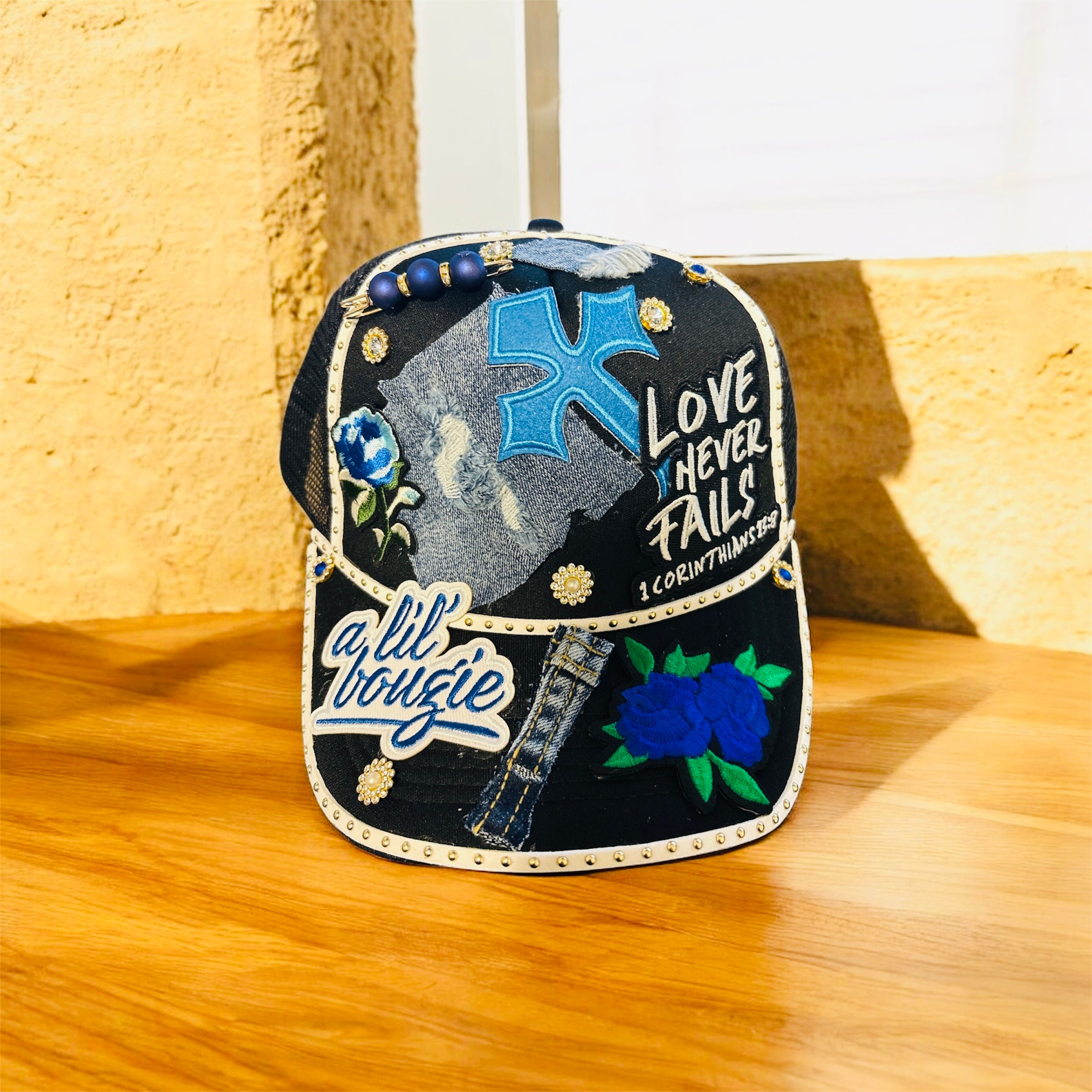 Cute and bougie denim inspired women cap💙🩵